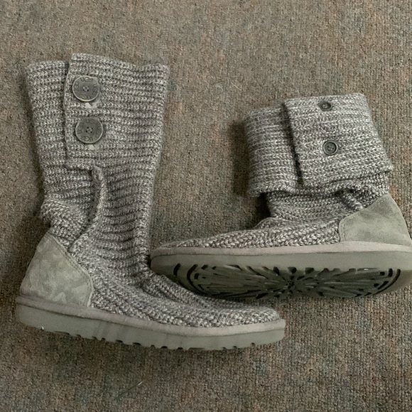 Authentic Ugg boots gray classic cardy - Picture 4 of 5